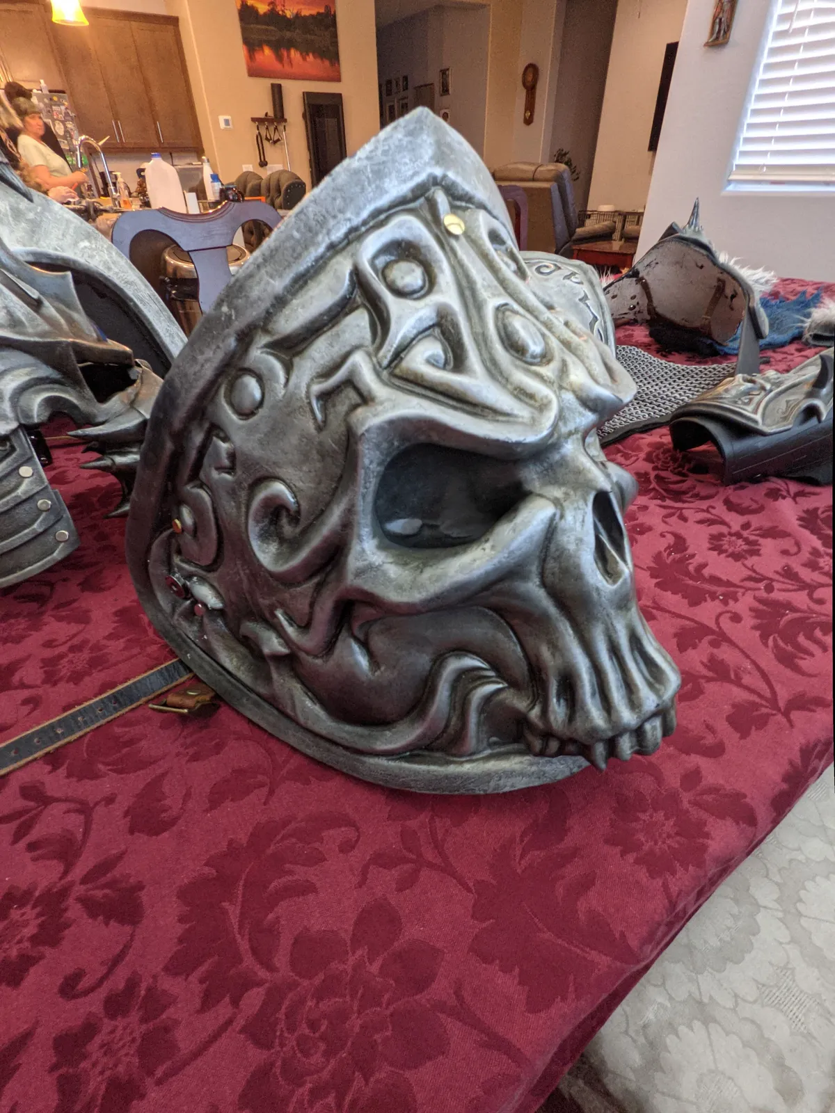 Skull pauldron from the Hoku Props Lich King armor, weathered silver finish