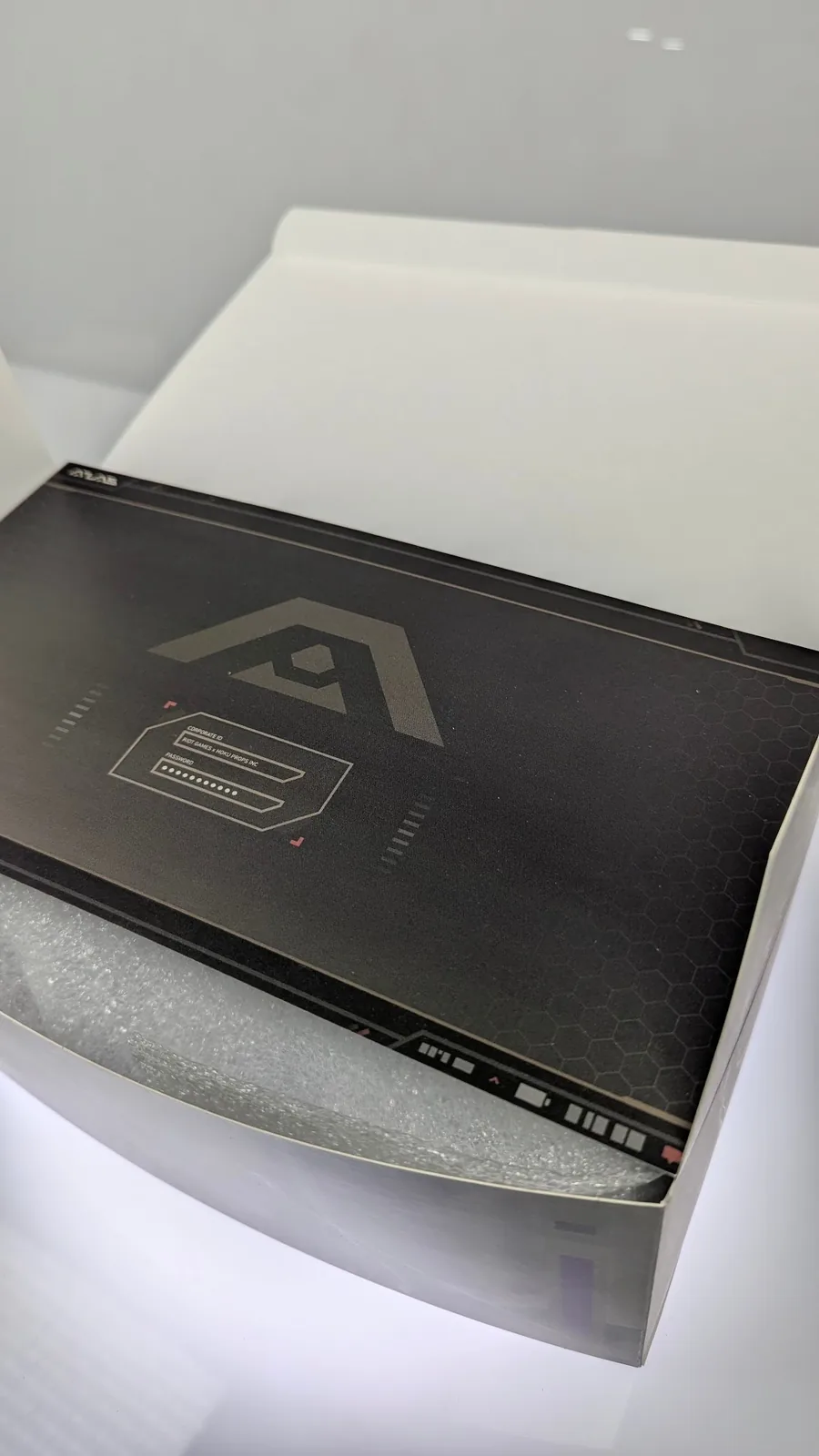 Radianite crate packed in its black presentation box